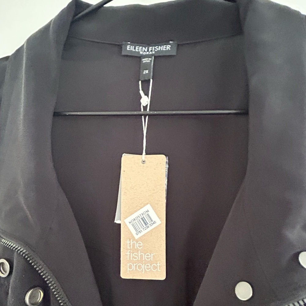 Eileen Fisher Silk Stand Collar Jacket
Sz 2x - Picture 6 of 8